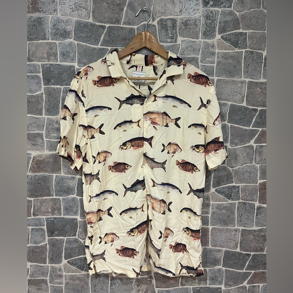 Denim & Factory Fish Hawaiian Shirt in Large